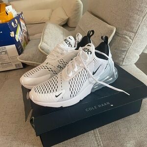 Nike airmax 270 - New without tags